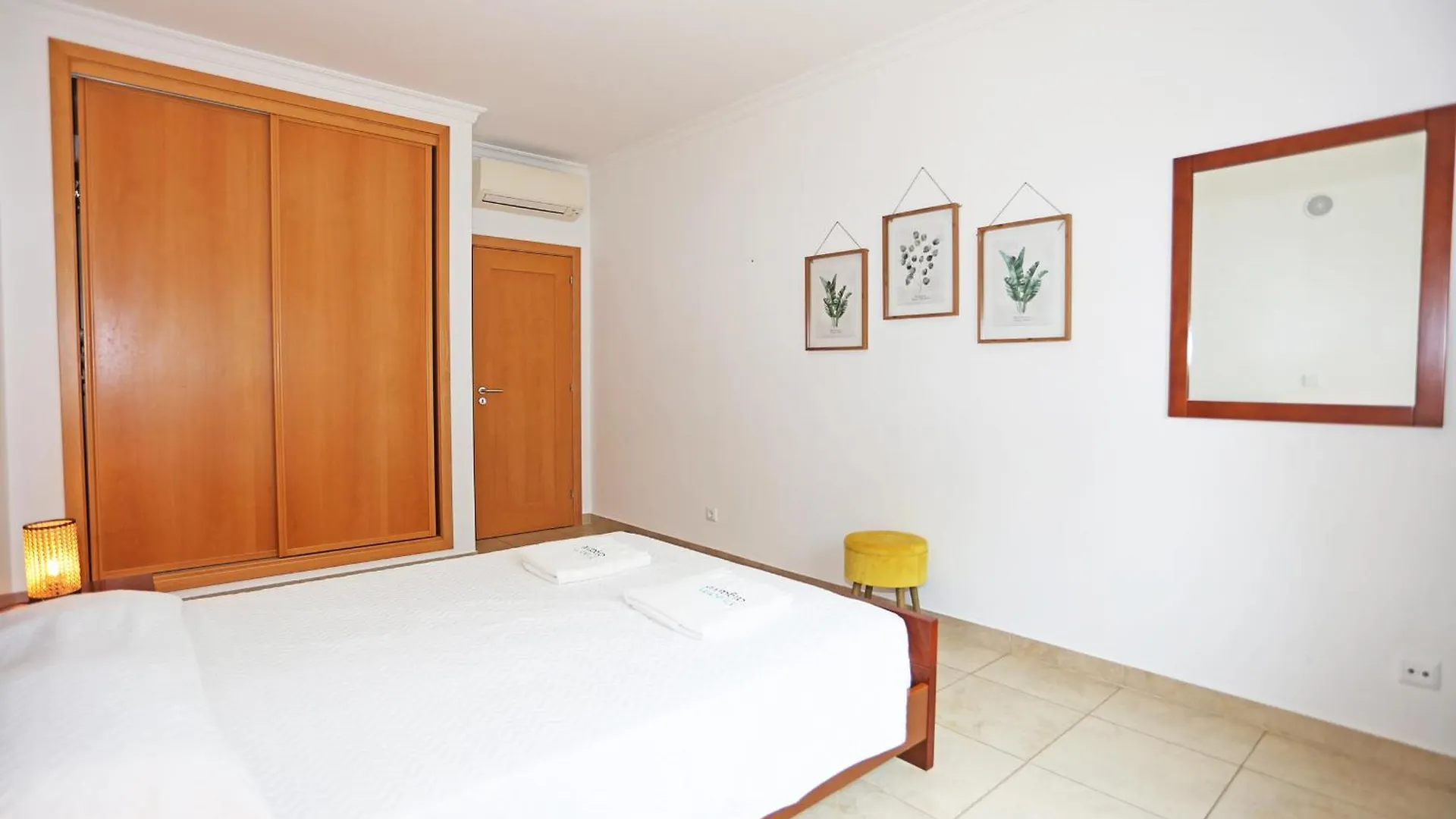 A04 - Large Modern 1 Bed Apartment With Pool 라고스 포르투갈