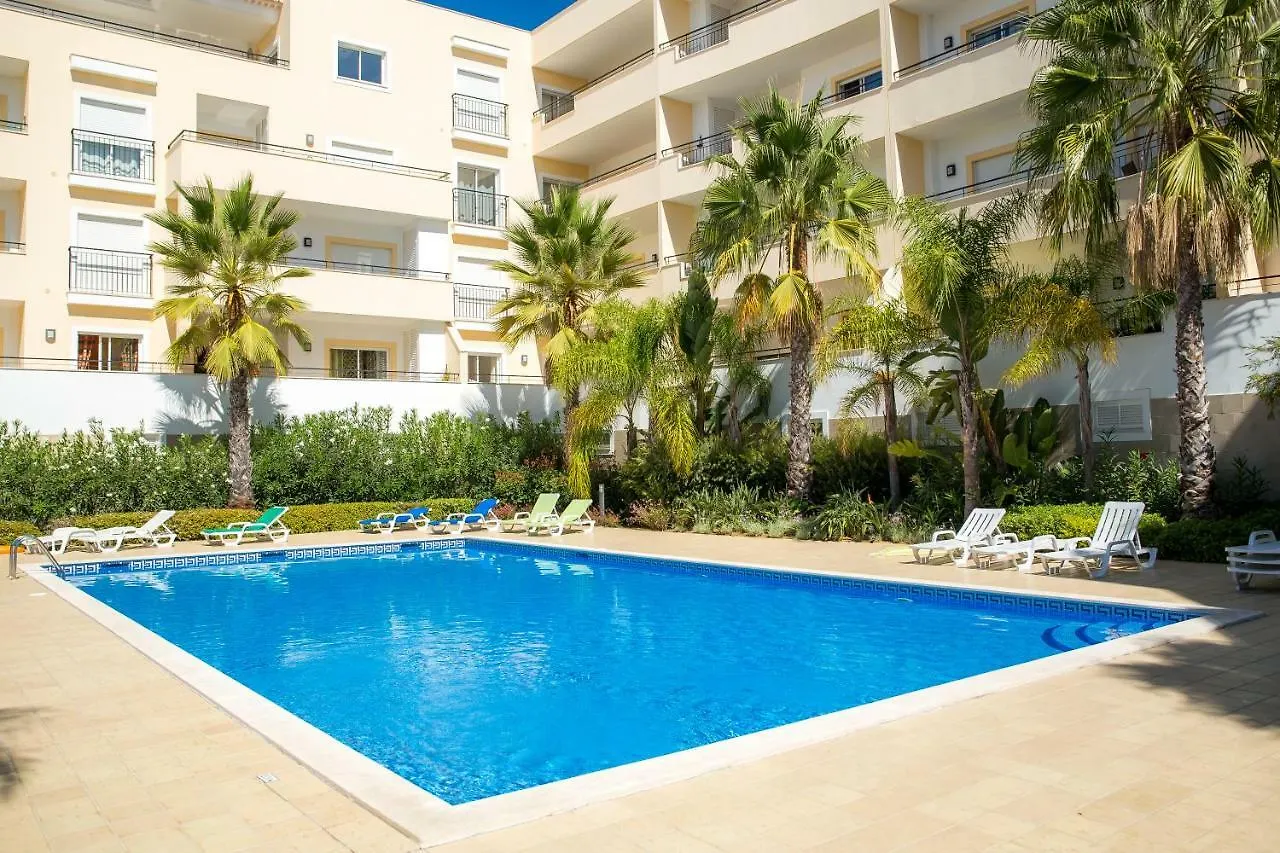 A04 - Large Modern 1 Bed Apartment With Pool 라고스